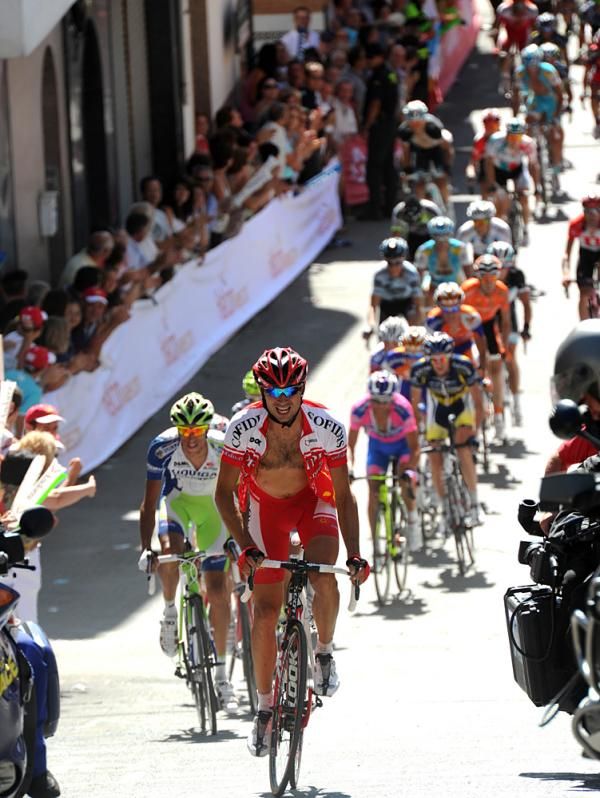 David Moncoutie (Cofidis) was in the breakaway but was caught and finished 31 seconds down.