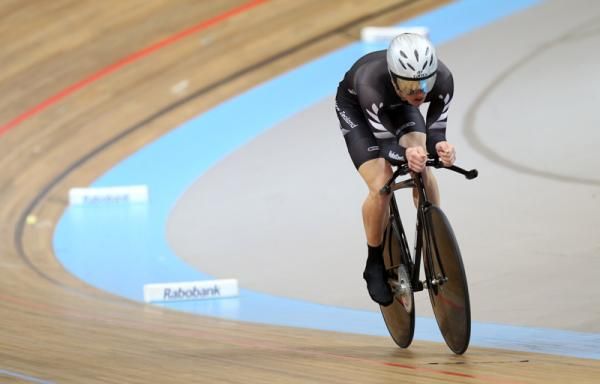 Shane Archbold (NZL) finished second in the Omnium pursuit and took the race lead overall