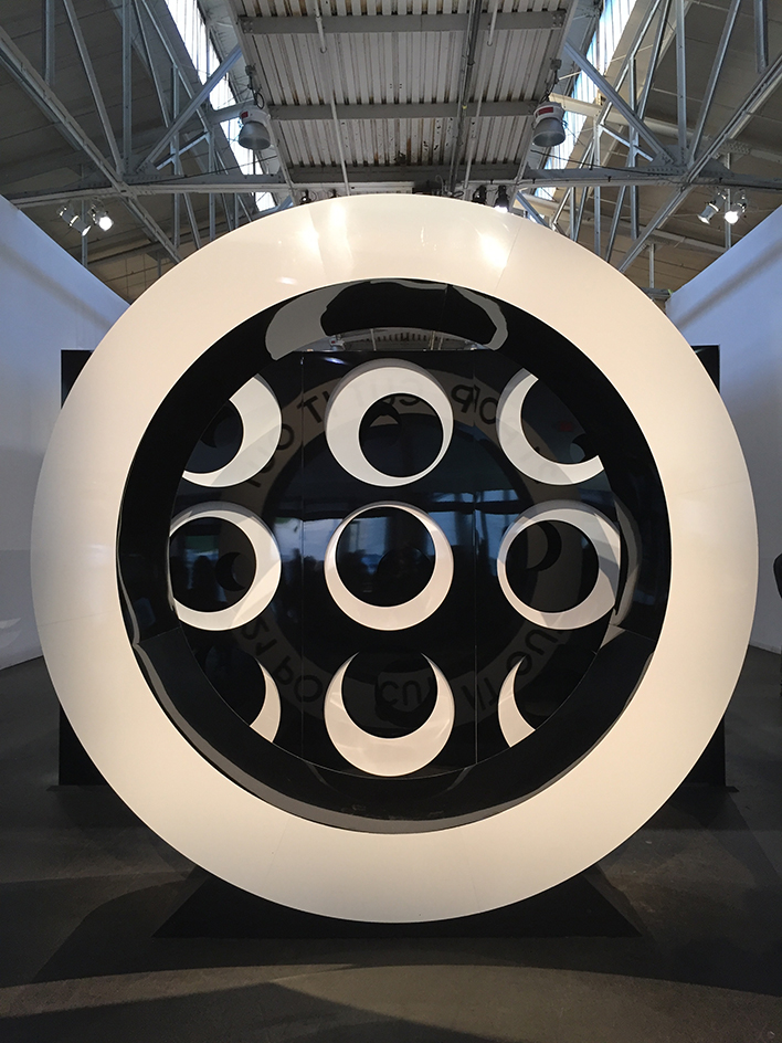 black-and-white motif of 21POP, by Stanlee Gatti