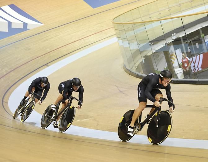 Men's team sprint winners New Zealand: Ethan Mitchell, Sam Mitchell, Edward Dawkins