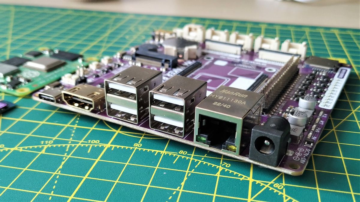 Cytron CM4 Maker Board