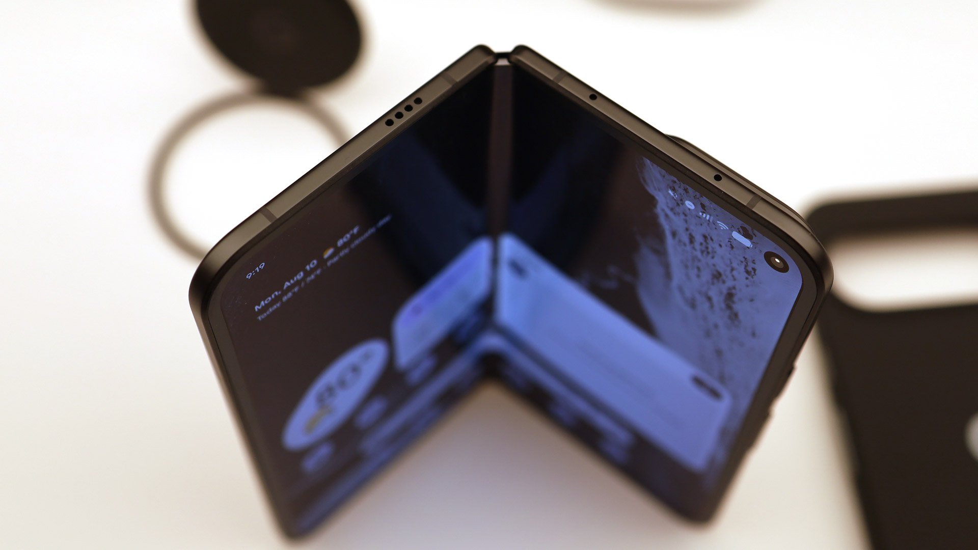 Google Pixel 11 Pro Fold HANDS ON