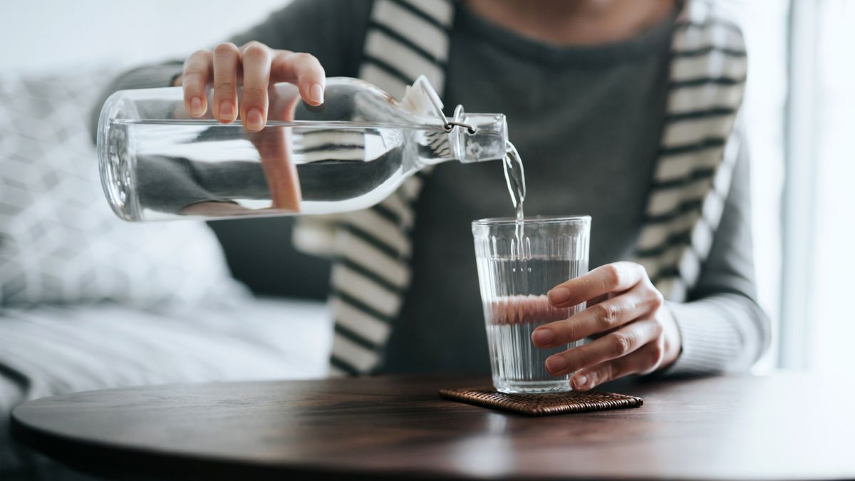 Does drinking water help you lose weight? Fit&Well