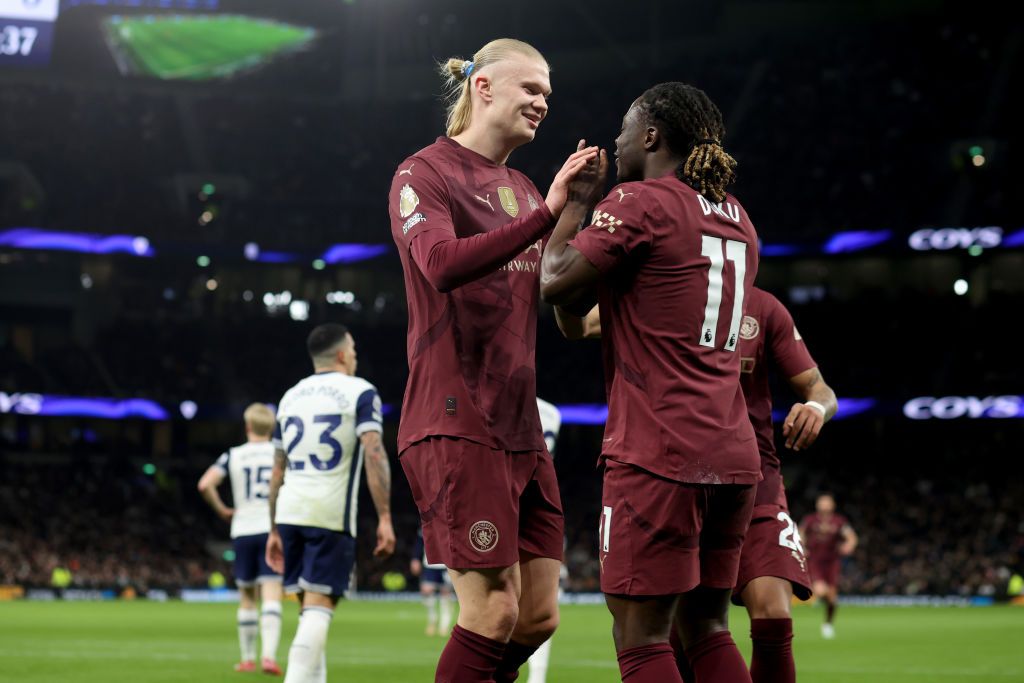 LONDON, ENGLAND - FEBRUARY 26: Jeremy Doku of Manchester City during the Premier League match between Tottenham Hotspur FC and Manchester City FC at Tottenham Hotspur Stadium on February 26, 2025 in London, England. (Photo by Harry Murphy - Danehouse/Getty Images)