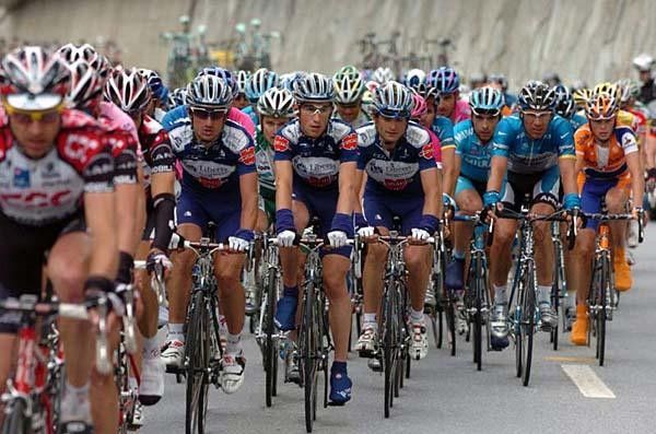 Liberty Seguros are keeping their man Scarponi amongst it
