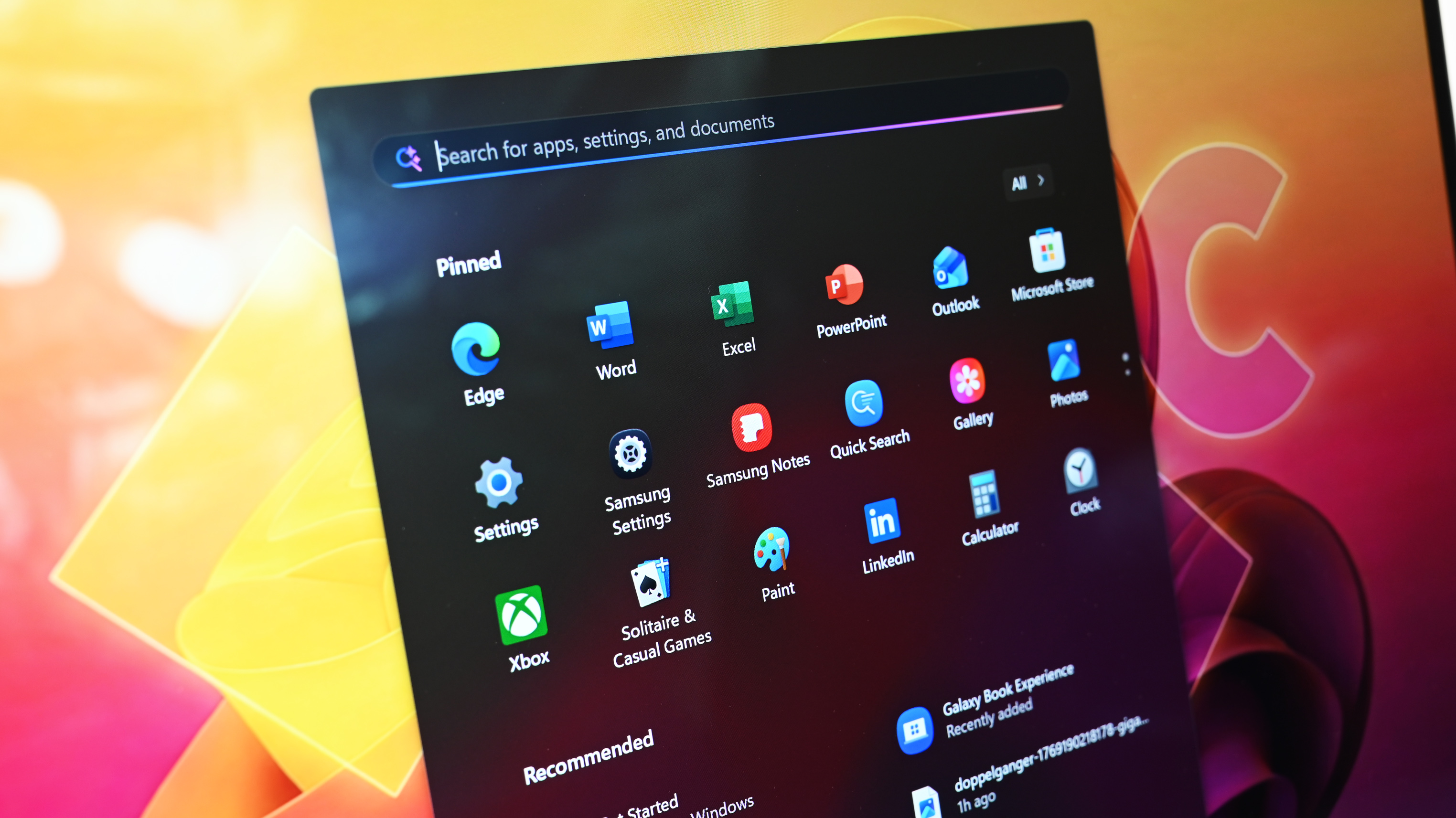 Photos of the Samsung Galaxy Book6 Pro and Book6 Ultra