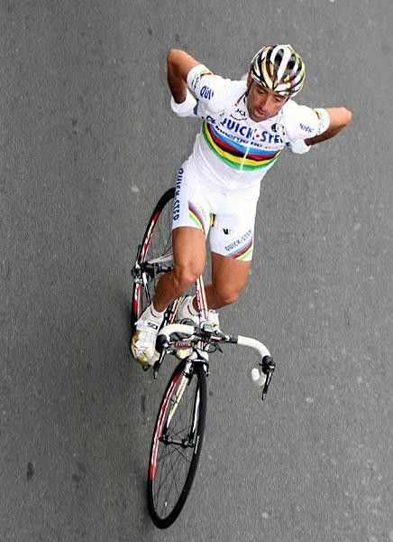 Bettini in UCI world championships stripes
