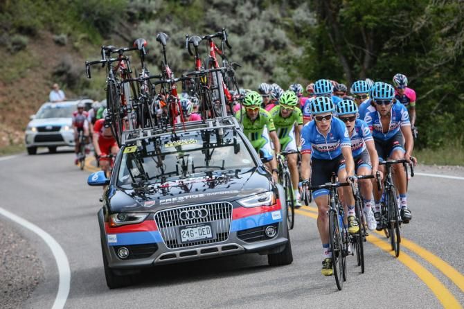 Garmin leads up today first KOM climb.