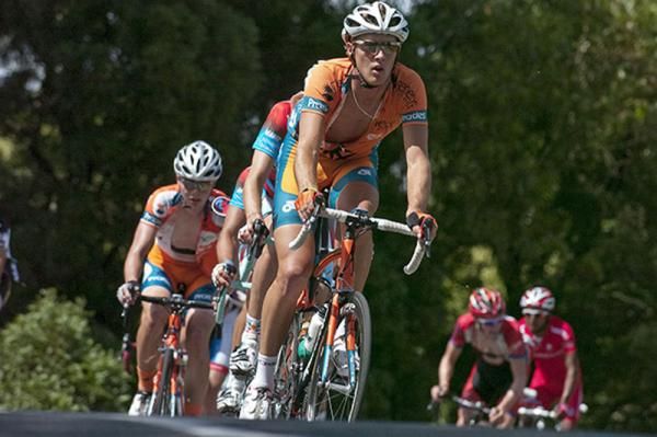 Criterium winnner Ben Grenda (Genesys Wealth Advisers) takes the chase group over the top of Mt.Buninyong.
