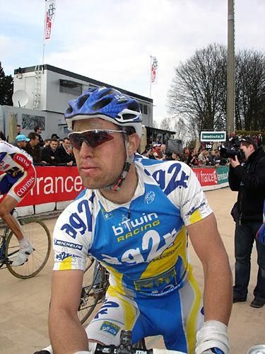 JP Nazon (AG2R) recovering