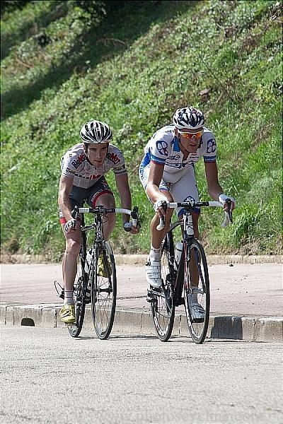 Only Anthony Roux (FDJ) and Th&eacute;o Vimpere (Big Mat-Auber 93) remain from the early break.