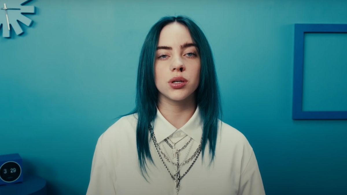 Billie Eilish Fell On Her Face During Coachella Performance But Totally ...