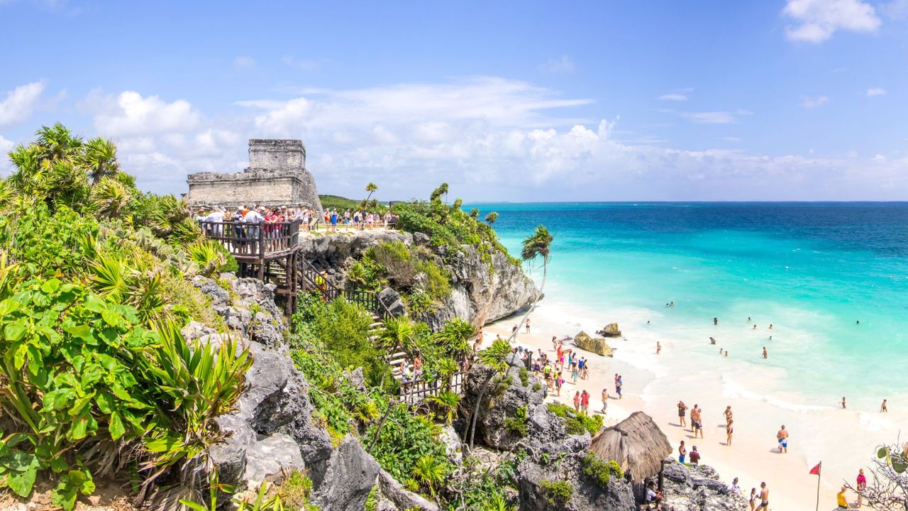 Tulum is a coastal town located on Mexico&#039;s Yucatán Peninsula 