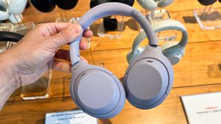 Sony WH-1000XM4C headphones