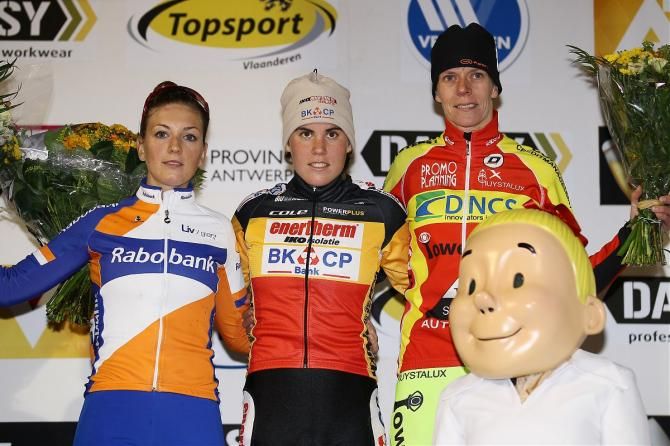 Elite women's podium