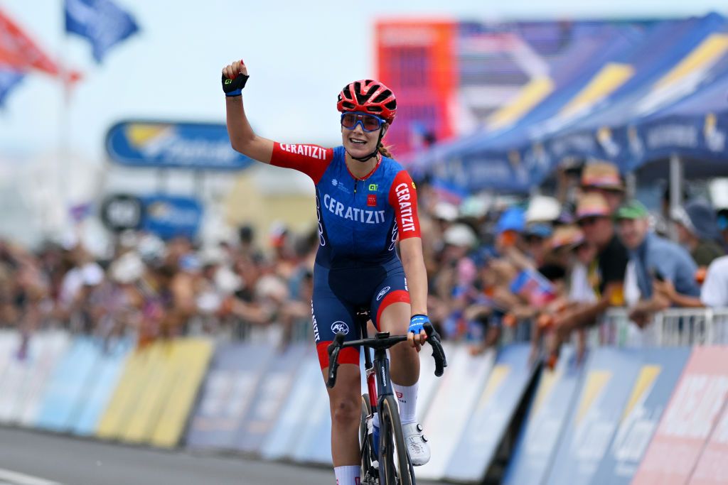 ALDINGA AUSTRALIA JANUARY 17 EDITORS NOTE Alternate crop Daniek Hengeveld of The Netherlands and CeratizitWnt Pro Cycling Team celebrates at finish line as stage winner during the 9th Santos Womens Tour Down Under 2025 Stage 1 a 101 9km stage from Brighton to Snapper PointAldinga UCIWWT on January 17 2025 in Aldinga Australia Photo by Dario BelingheriGetty Images
