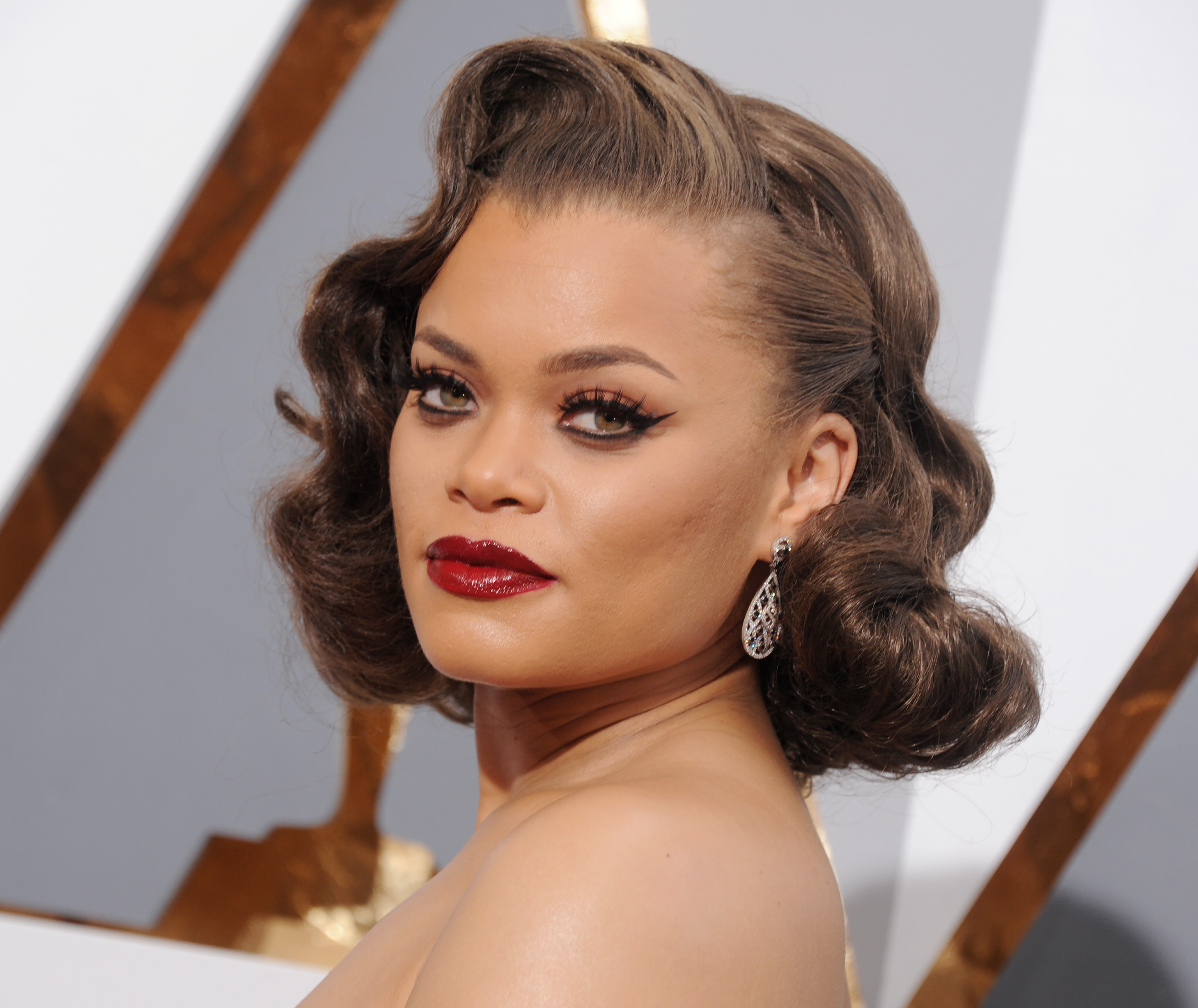 makeup - Andra Day
