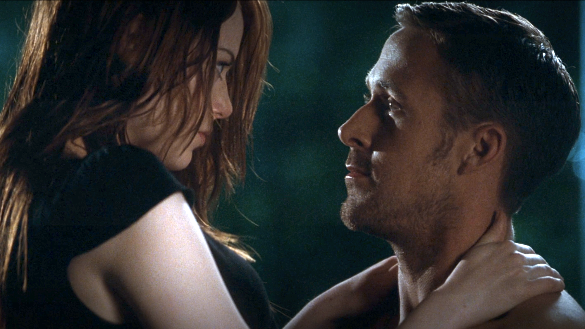 Emma Stone and Ryan Gosling looking at each other in Crazy, Stupid, Love.