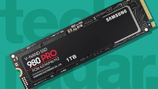 Bästa SSD mote en grön TechRadar-bakgrund