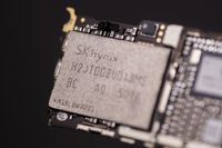 SK hynix chip in iPhone.