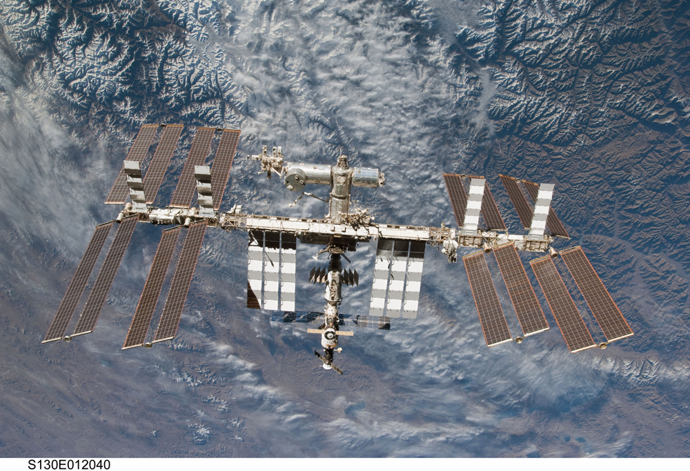 travel to international space station