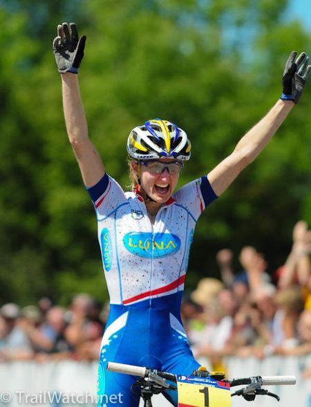 Catherine Pendrel (Luna Pro Team) wins the Windham World Cup and the overall World Cup title