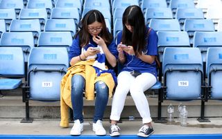 Chelsea fans phones