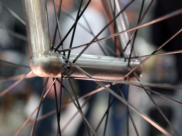 Even the custom front hub on Naked's city bike sports a highly simplistic profile.