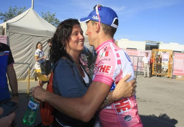 Adriano Malori (Lampre - ISD) gets a hug