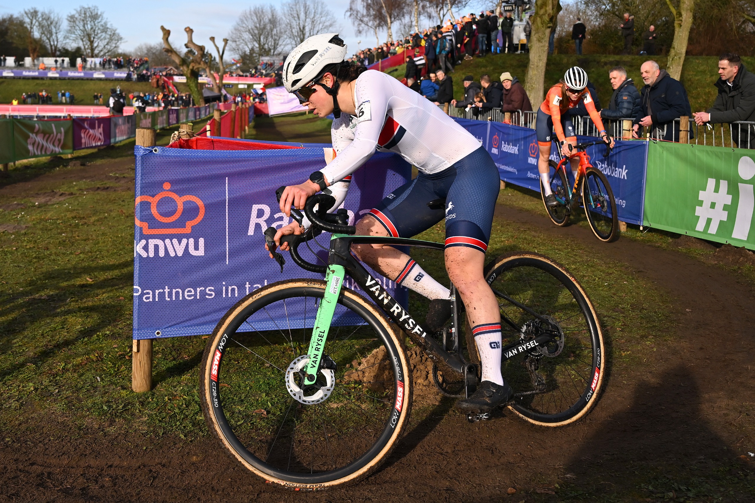 Zoe Roche at the 2026 UCI Cyclo-cross World Championships