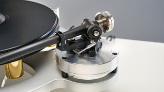 Michell Gyro SE / Cusis S turntable