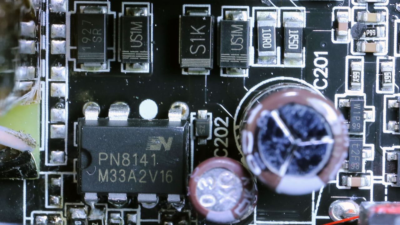 5VSB
