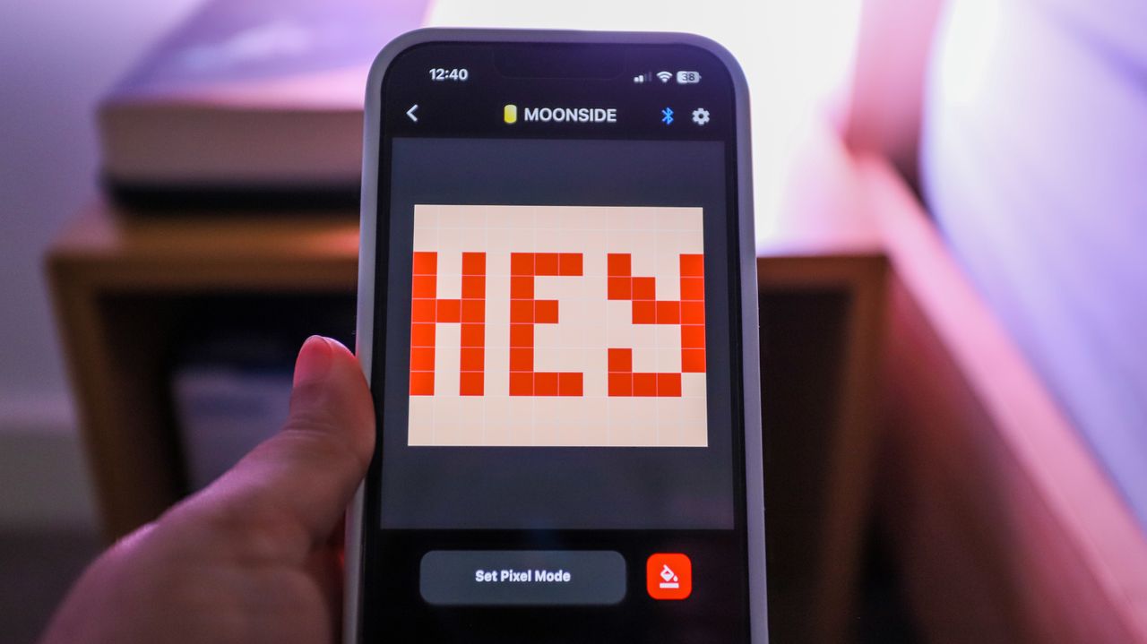 Moonside app showing the Lamp One's pixel mode