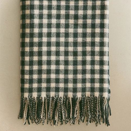 Soft Gingham Christmas Throw
