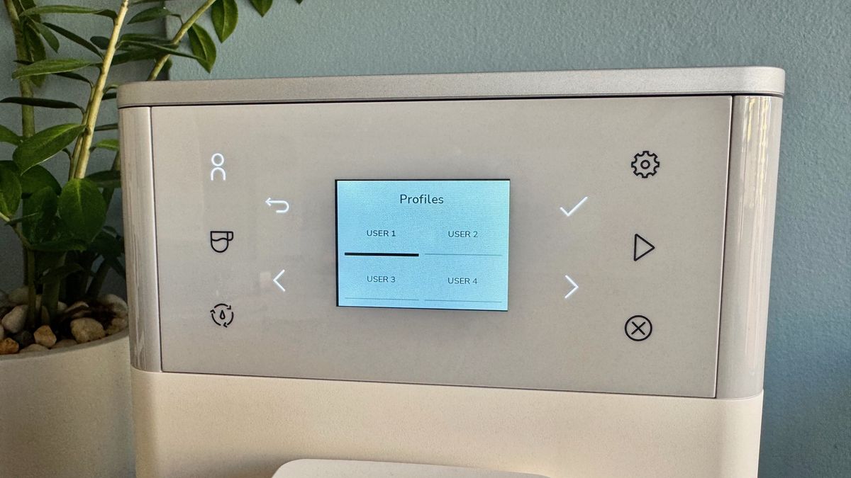 User profiles on KitchenAid KF3