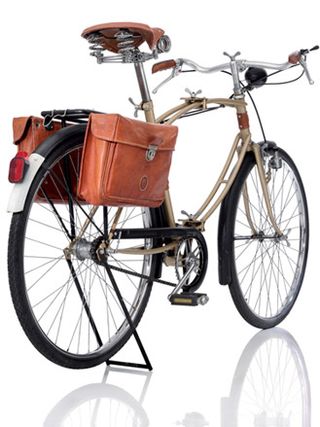 One of the few folding bikes with 28-inch wheels, this fashionable bicycle by Trussardi was produced in a run of 3000 in 1983.