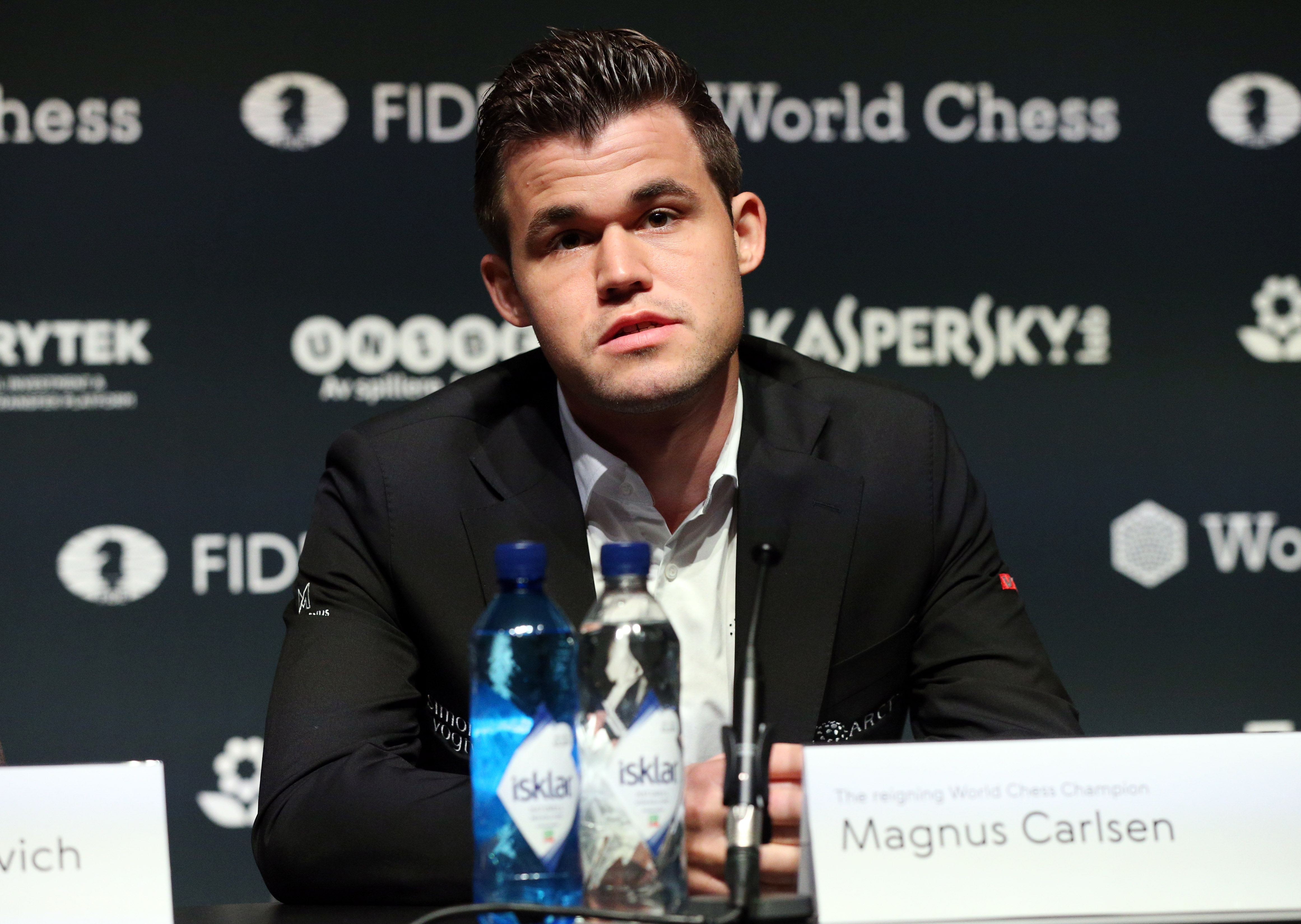 Magnus deals carlsen fpl