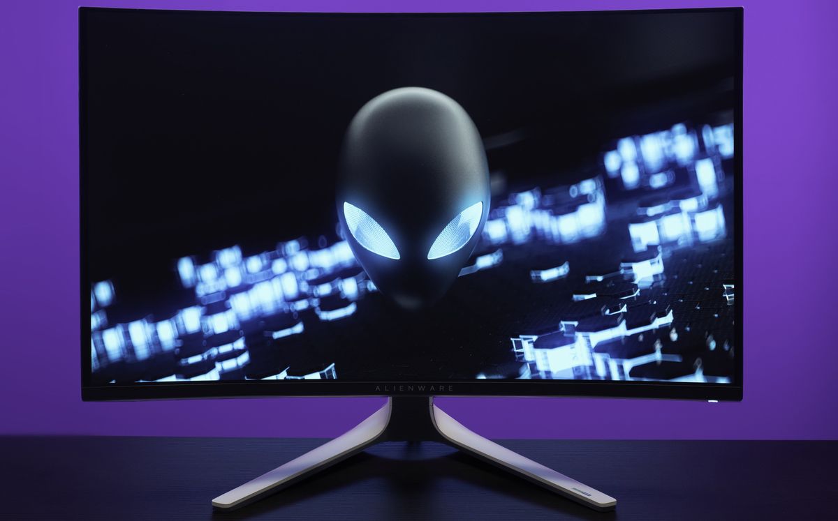Alienware's new 32-inch 4K 240Hz OLED gaming monitor is made of pure want