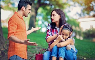 experts say it's good to argue in front of kids