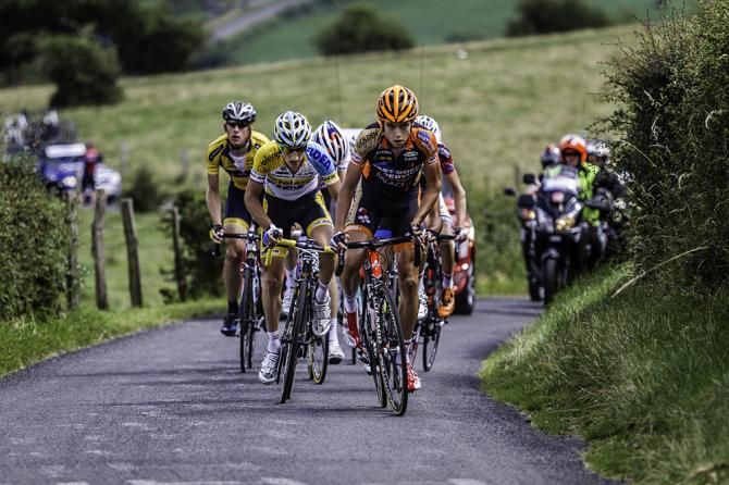 Many attacks at the start of the race led to an early breakaway