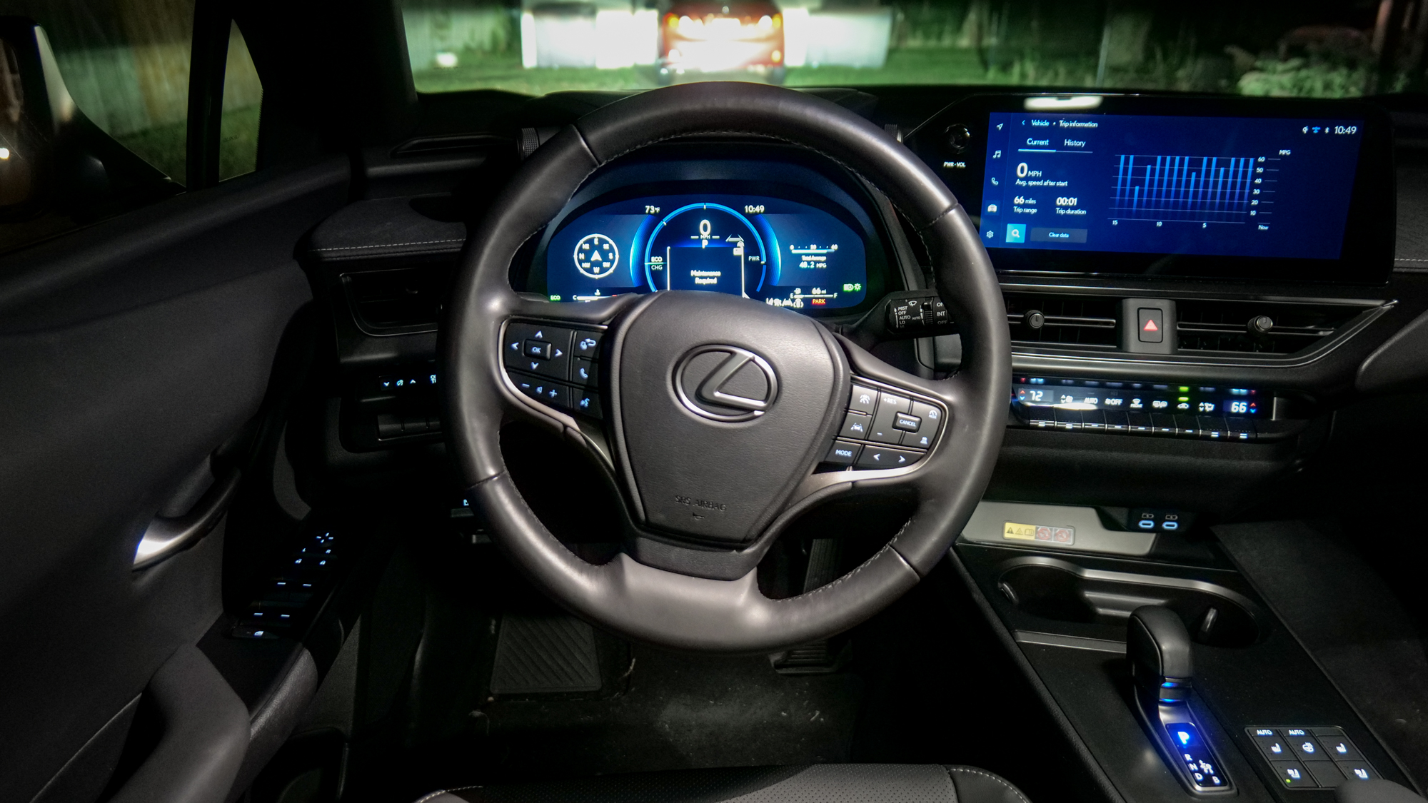 2025 Lexus UX 300h test drive.