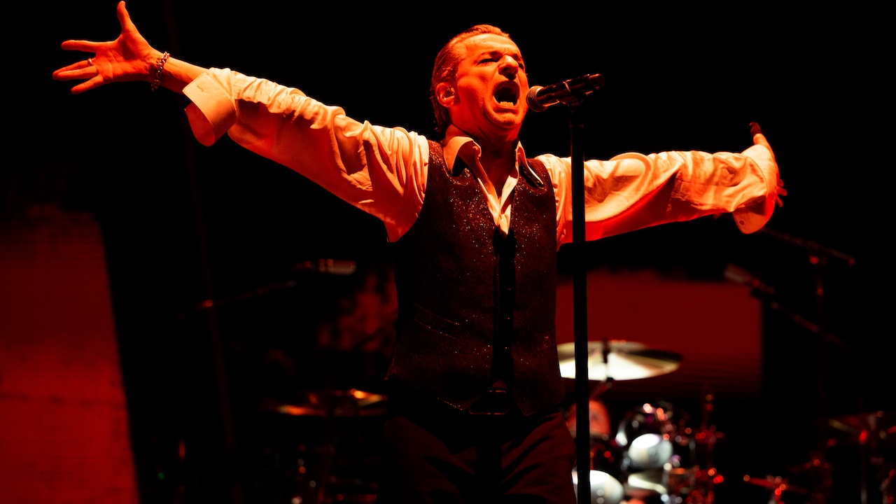 Dave Gahan live in 2023