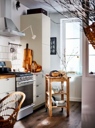 Small IKEA kitchen with kitchen island