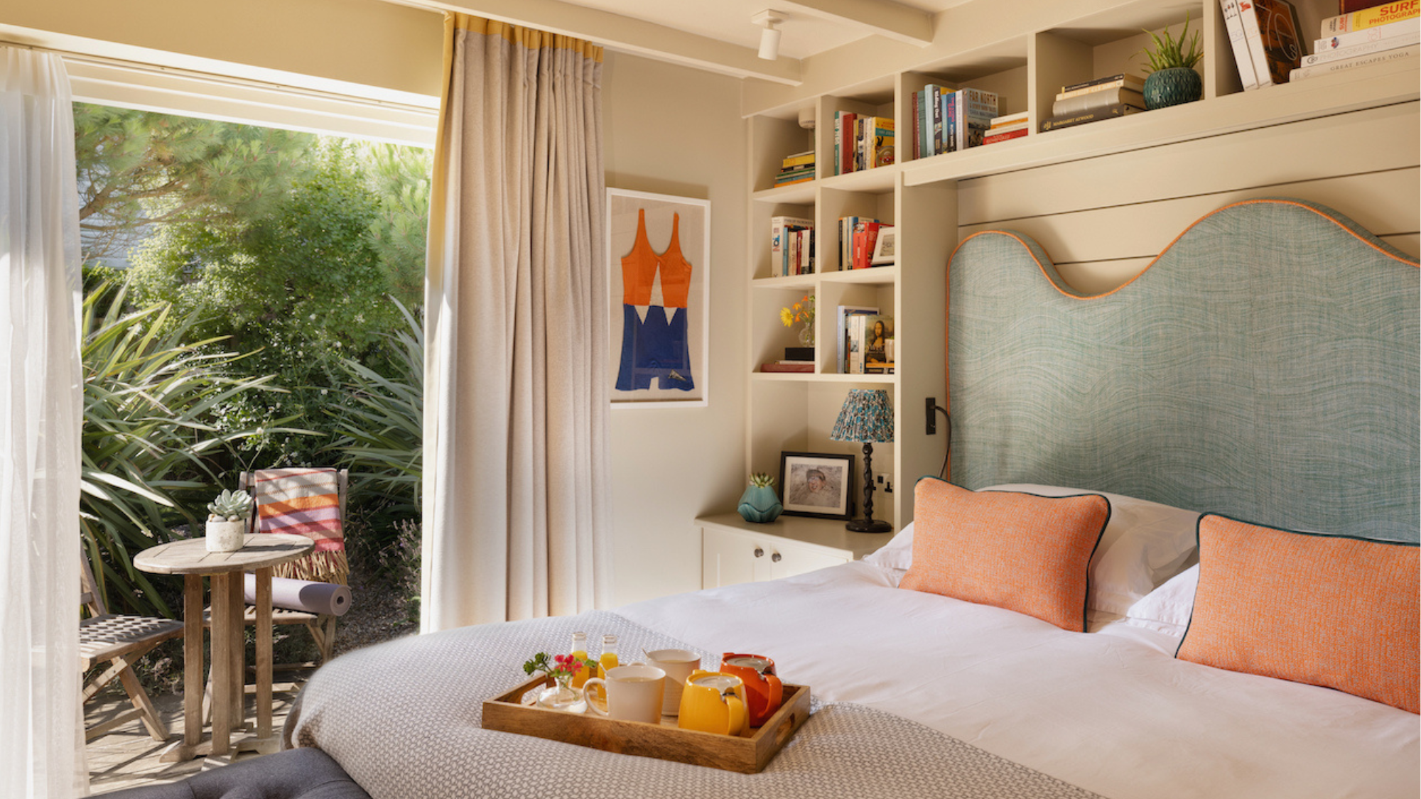 The Gallivant bedroom