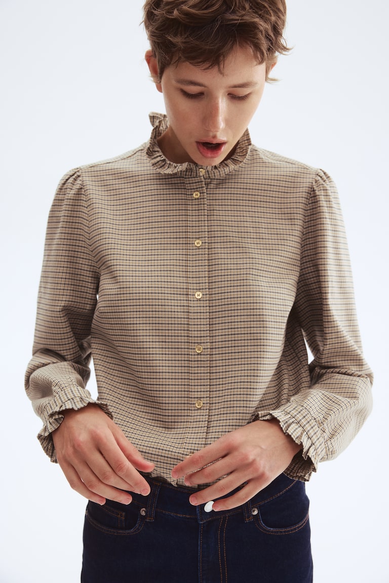 Frilled-Collar Blouse