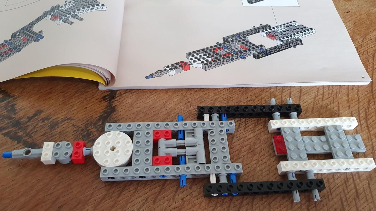 Lego Icons Galaxy Explorer 10497 technic