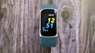 Fitbit Charge 5