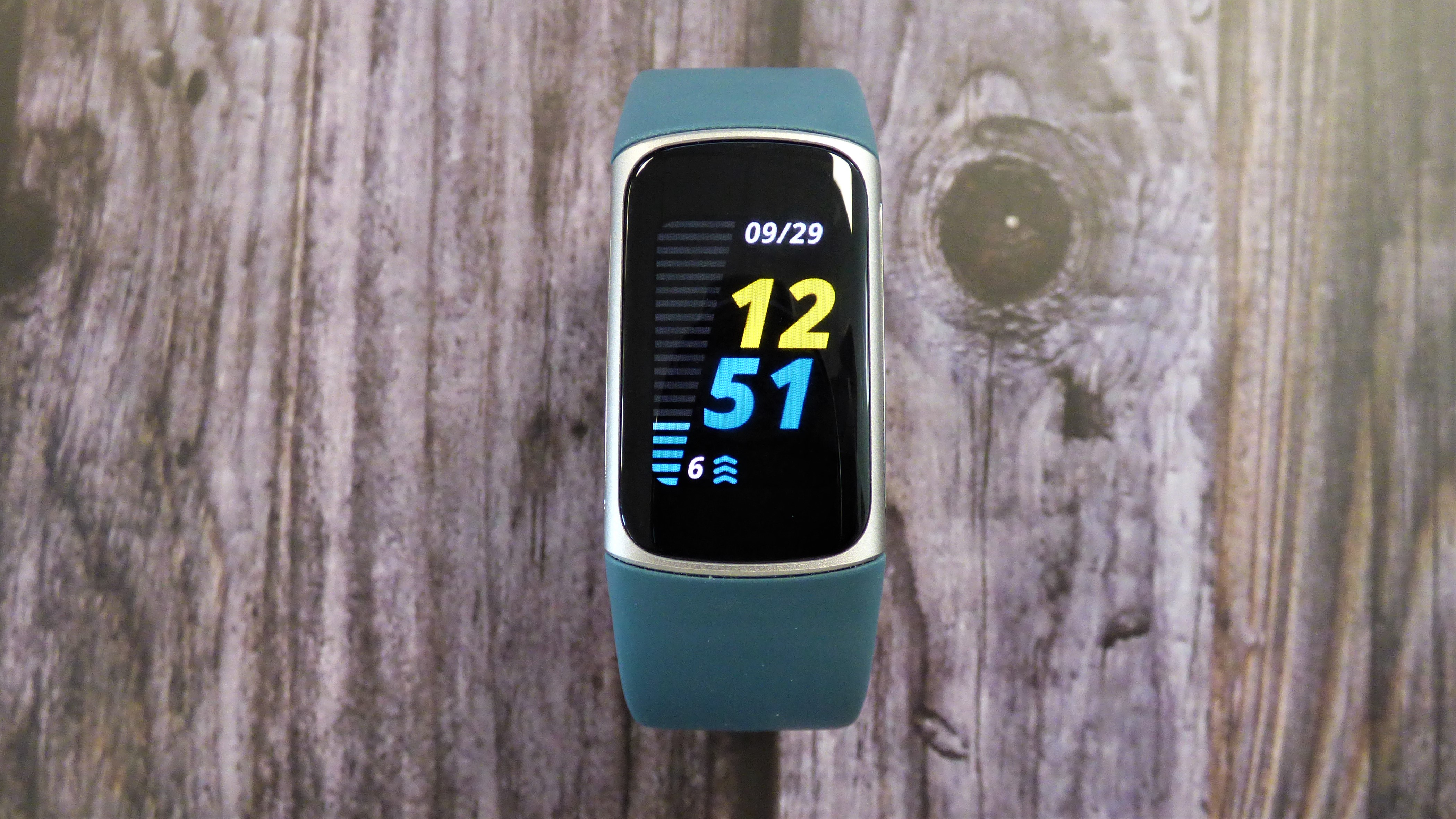 The Fitbit Charge 5 Is a Surprisingly Major Upgrade—And You Can Preorder  One Now