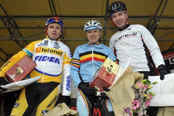 The "all stars" podium: Danny De Bie, Rudy De Bie and Johan Museeuw