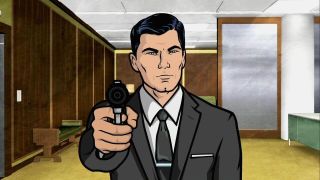 Archer-sarjan nimikkohahmo osoittaa aseella kameraan